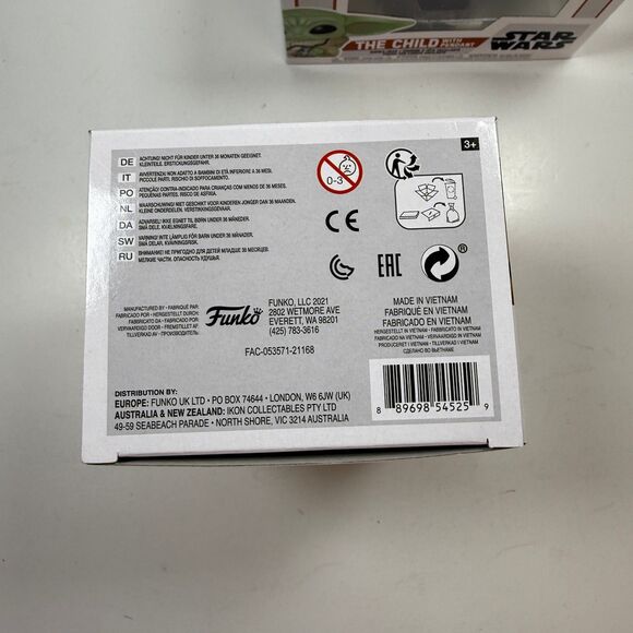 Funko Pop! The Mandalorian with Grogu #461 & The Child with Pendant #398 Star - Picture 4 of 9